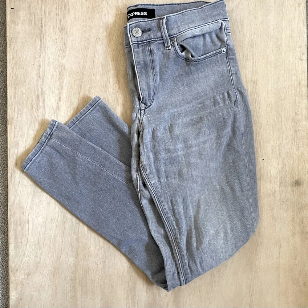 EXPRESS Mid Rise Skinny Jeans - Picture 8 of 15